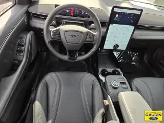 Ford Mustang Mach-E 2023 Premium 4p SUV