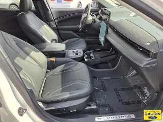Ford Mustang Mach-E 2023 Premium 4p SUV