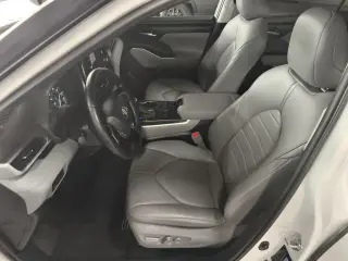 Toyota Highlander 2021 XLE 4p SUV