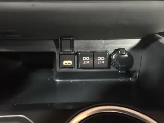 Toyota Highlander 2021 XLE 4p SUV