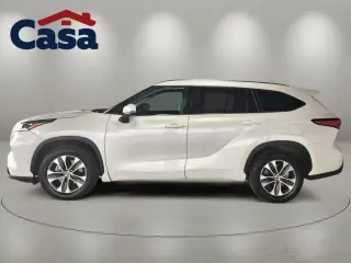 Toyota Highlander 2021 XLE 4p SUV