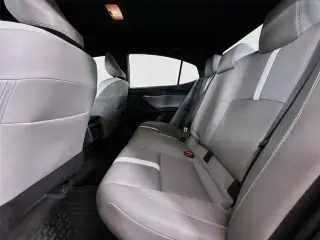 Toyota Camry 2025 SE 4p Sedan