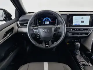 Toyota Camry 2025 SE 4p Sedan