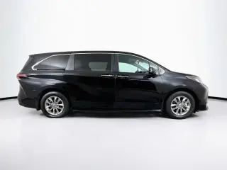 Toyota Sienna 2023 AWD XLE 7-Pasajeros 4p Mini-Van