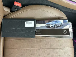Mercedes-Benz Clase E 2023 E 350 4p Sedan