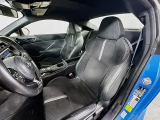 Toyota GR86 2022 Premium 2 puertas Coupé 6A