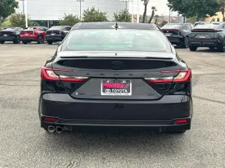 Toyota Camry 2025 SE 4p Sedan