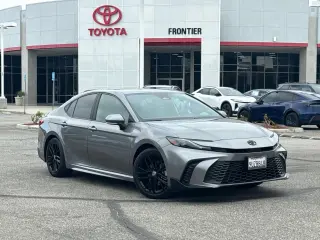 Toyota Camry 2025 SE 4p Sedan