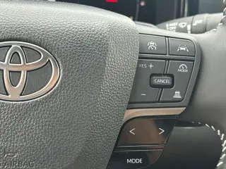 Toyota Camry 2025 SE 4p Sedan