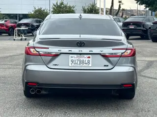 Toyota Camry 2025 SE 4p Sedan