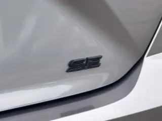 Toyota Camry 2025 SE 4p Sedan