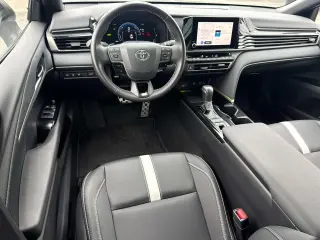 Toyota Camry 2025 SE 4p Sedan