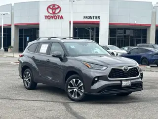 Toyota Highlander 2023 LE 4p SUV