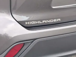 Toyota Highlander 2023 LE 4p SUV