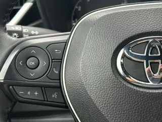 Toyota Corolla 2024 SE 4p Sedan