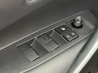 Toyota Corolla 2024 SE 4p Sedan