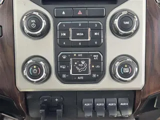 Ford F-250 Super Duty 2014 4x4 Lariat 4 puertas Cabina de tripulación 6,8 pies SB Pickup