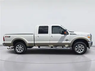 Ford F-250 Super Duty 2014 4x4 Lariat 4 puertas Cabina de tripulación 6,8 pies SB Pickup