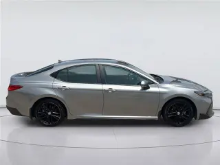 Toyota Camry 2025 SE Sedán 4p.