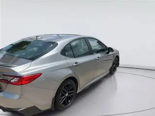 Toyota Camry 2025 SE Sedán 4p.