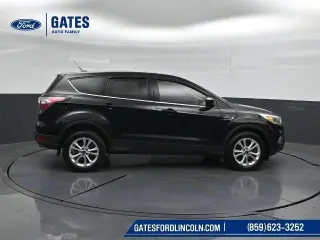 Ford Escape 2017 AWD SE SUV 4 puertas