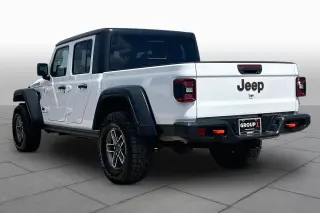 Jeep Gladiator 2026 4x4 Mojave 4p Crew Cab 5.0 ft. SB