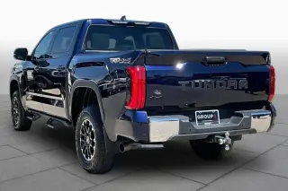 Toyota Tundra 2024 4x4 SR5 4dr CrewMax Cab Pickup SB