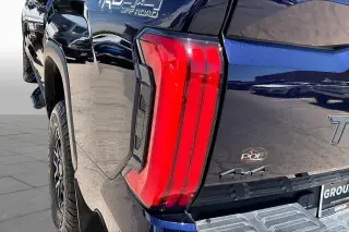 Toyota Tundra 2024 4x4 SR5 4dr CrewMax Cab Pickup SB