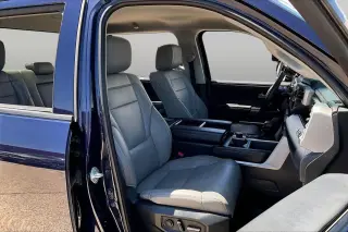 Toyota Tundra 2024 4x4 SR5 4dr CrewMax Cab Pickup SB