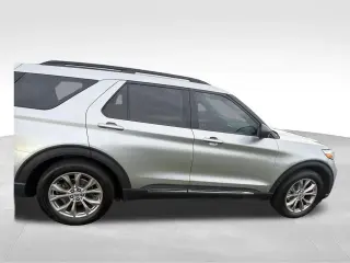 Ford Explorer 2022 XLT 4p SUV