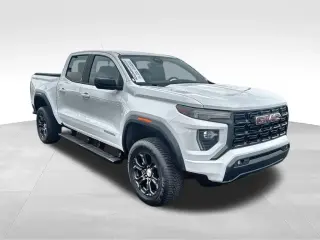 GMC Canyon 2023 4x4 Elevation 4dr Cabina Crew 5 ft. SB