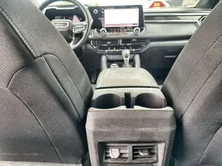 GMC Canyon 2023 4x4 Elevation 4dr Cabina Crew 5 ft. SB