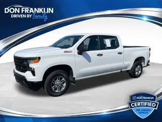 Chevrolet Silverado 1500 2023 4x4 Camión de trabajo Cabina doble 4 puertas 5.8 ft. SB
