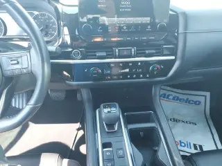 Nissan Pathfinder 2022 AWD SL 4dr SUV