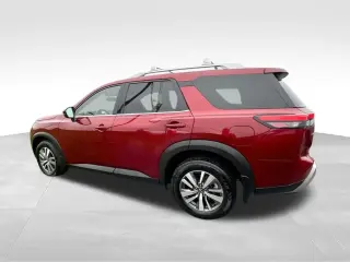 Nissan Pathfinder 2022 AWD SL 4dr SUV