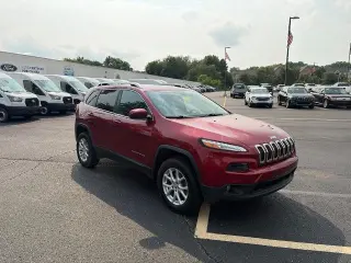 Jeep Cherokee 2017 4x4 Latitude 4p SUV