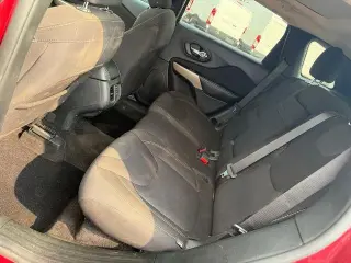 Jeep Cherokee 2017 4x4 Latitude 4p SUV