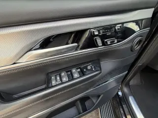 Jeep Grand Wagoneer 2023 4x4 Serie II 4p SUV