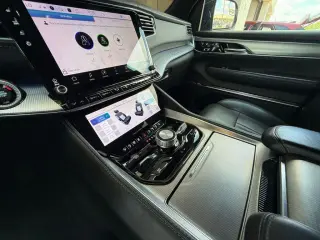 Jeep Grand Wagoneer 2023 4x4 Serie II 4p SUV