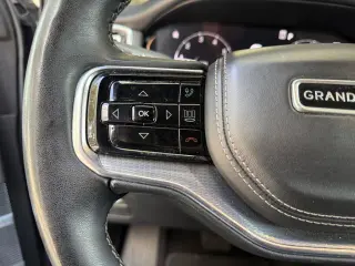 Jeep Grand Wagoneer 2023 4x4 Serie II 4p SUV