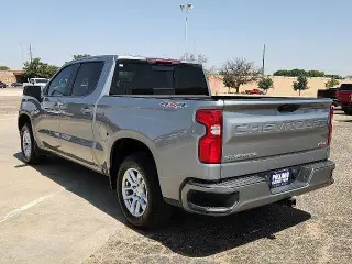 Chevrolet Silverado 1500 2024 4x4 RST Cabina doble de 4 puertas 6.6 pies SB