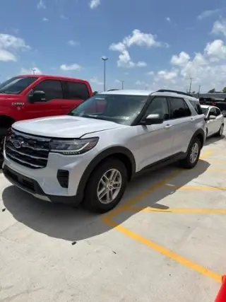 Ford Explorer 2026 AWD Active 4p SUV