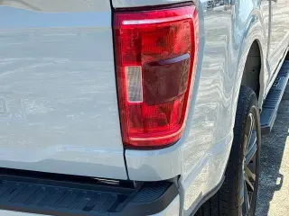 Ford F-150 2023 4x4 XLT 4p SuperCrew 6.5 ft. SB