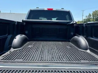 Ford F-150 2023 4x4 XLT 4p SuperCrew 6.5 ft. SB