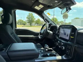 Ford F-150 2023 4x4 XLT 4p SuperCrew 6.5 ft. SB