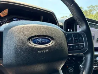 Ford F-150 2023 4x4 XLT 4p SuperCrew 6.5 ft. SB