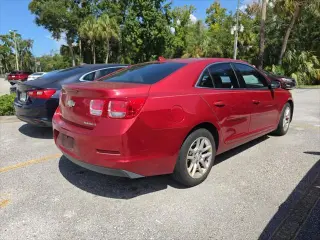 Chevrolet Malibu 2014 LT Sedán de 4 puertas con paquete 1LT