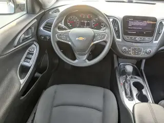 Chevrolet Malibu 2024 LT Sedán de 4 puertas con paquete 1LT