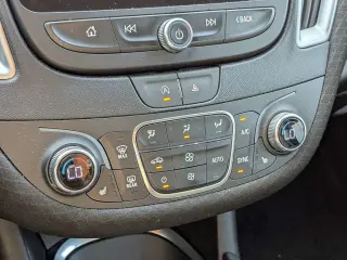 Chevrolet Malibu 2024 LT Sedán de 4 puertas con paquete 1LT