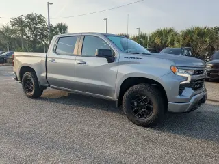 Chevrolet Silverado 1500 2024 4x4 RST 4 puertas Cabina Crew 5.8 ft. SB